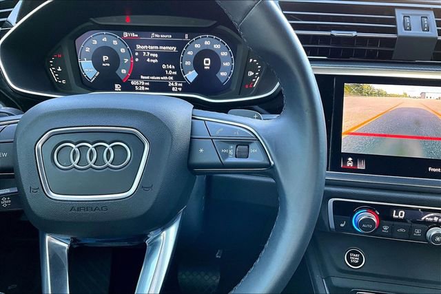 Used 2023 Audi Q3 2.0T Premium Plus w/ Premium Plus Package AWD/4WD image 12