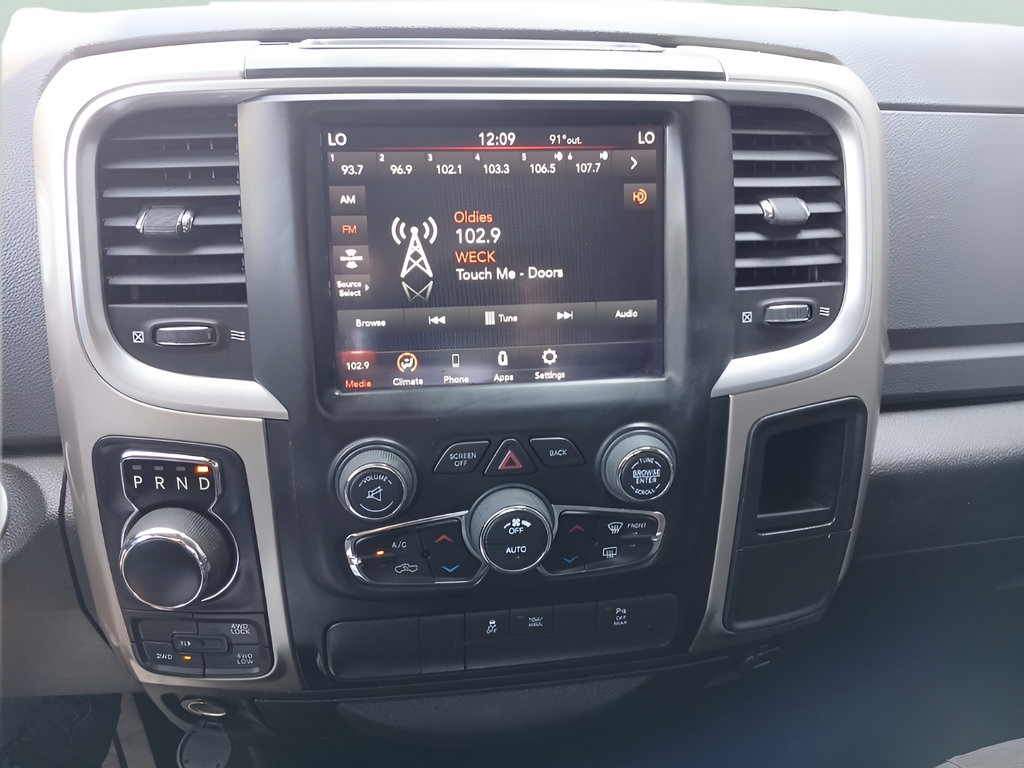 Used 2020 RAM 1500 Warlock w/ Electronics Group AWD/4WD image 12