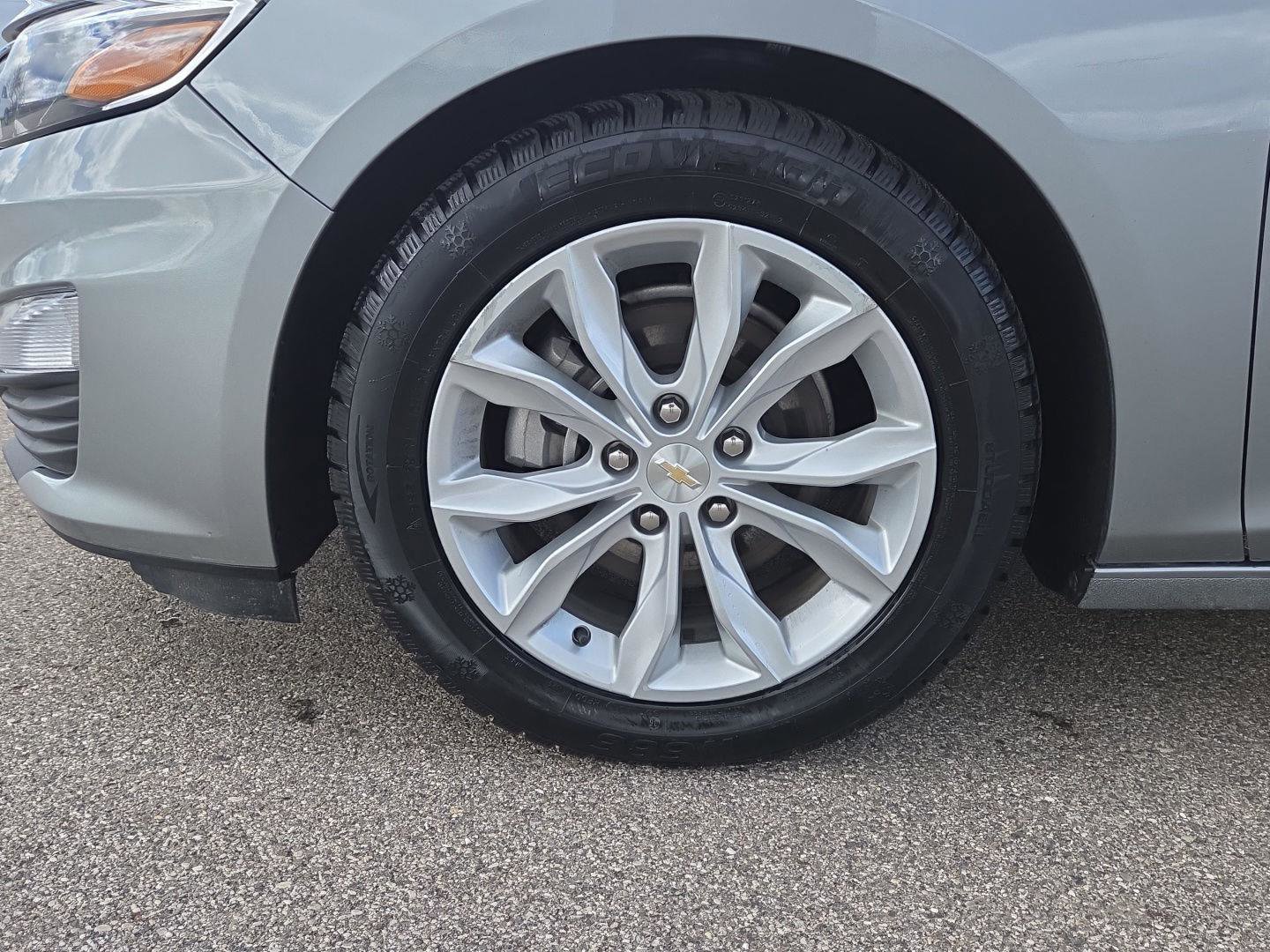 Used 2024 Chevrolet Malibu LT FWD image 12