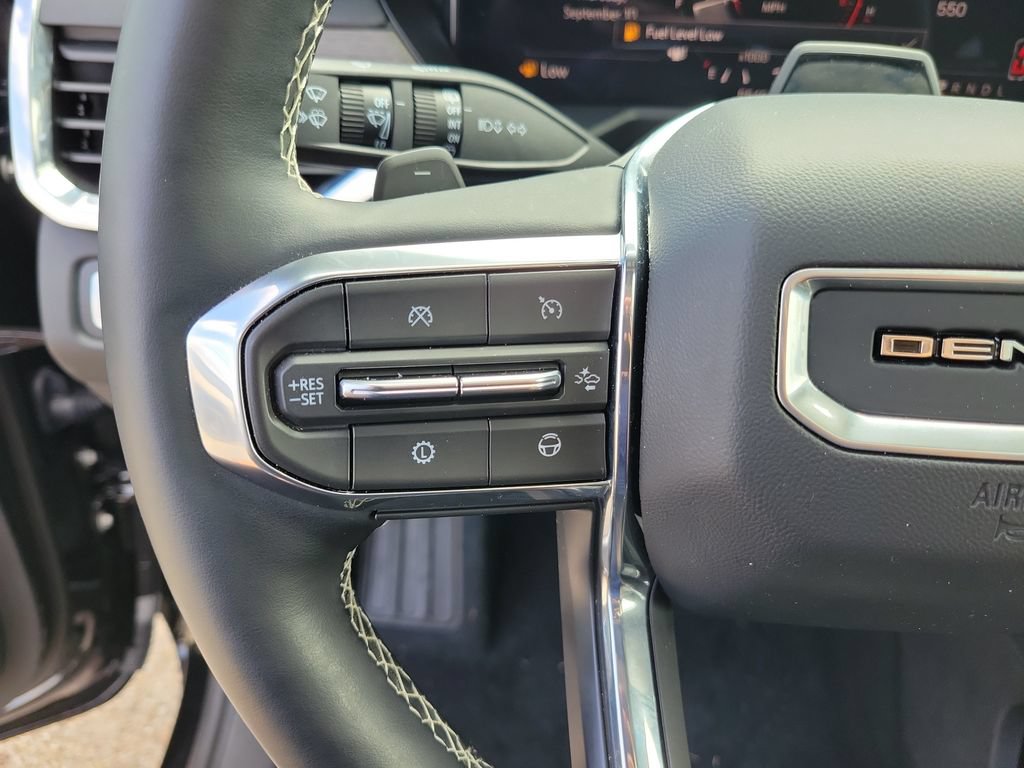 Used 2026 GMC Acadia Denali w/ Super Cruise Package FWD image 24