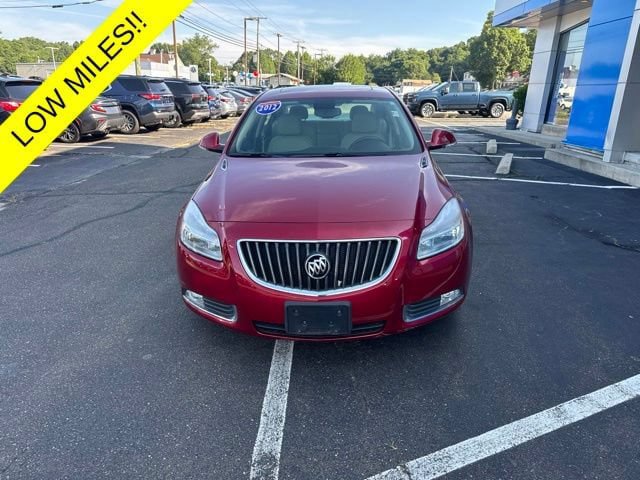 Used 2012 Buick Regal Leather FWD image 3