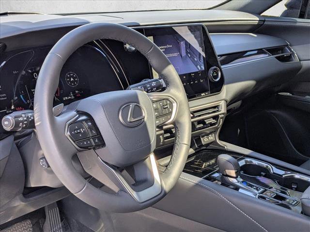 Used 2025 Lexus RX 350 FWD w/ Accessory Package image 10