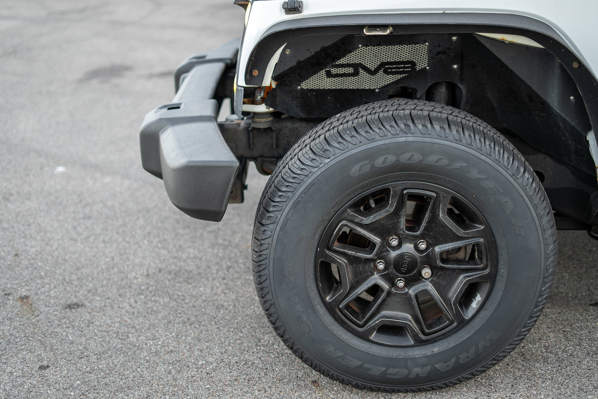 Used 2015 Jeep Wrangler Sport image 9