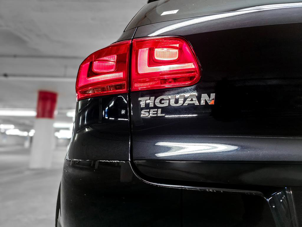 Used 2016 Volkswagen Tiguan SEL FWD image 11