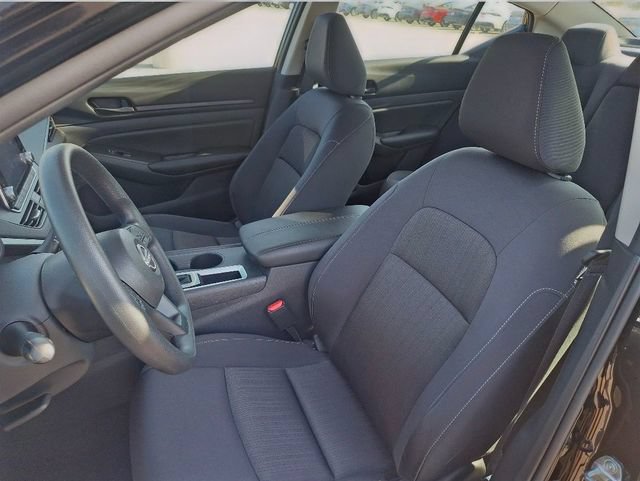 Certified 2025 Nissan Altima 2.5 S FWD image 10