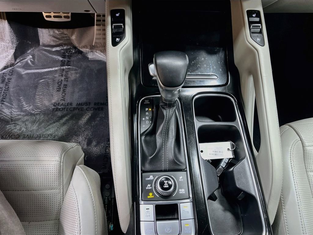 Used 2022 Kia Telluride SX w/ SX Prestige Package image 17