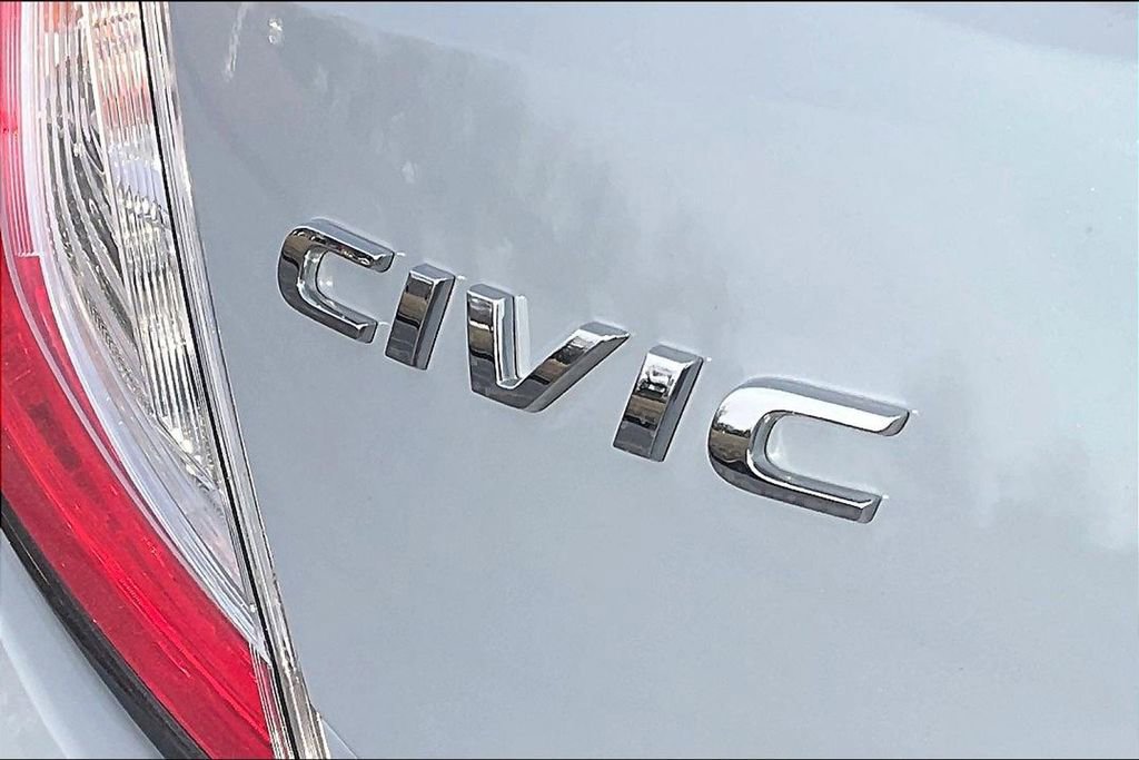 Used 2018 Honda Civic EX-L image 21
