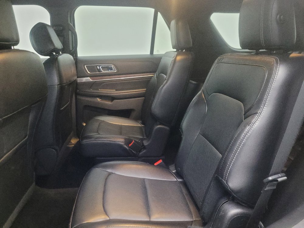 Used 2016 Ford Explorer Limited FWD image 18