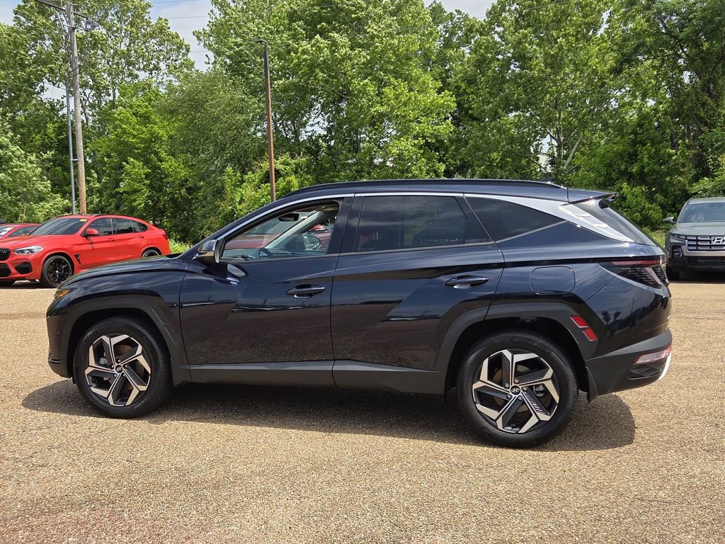 Certified 2024 Hyundai Tucson Limited AWD/4WD image 6