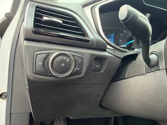Used 2014 Ford Fusion SE FWD image 19