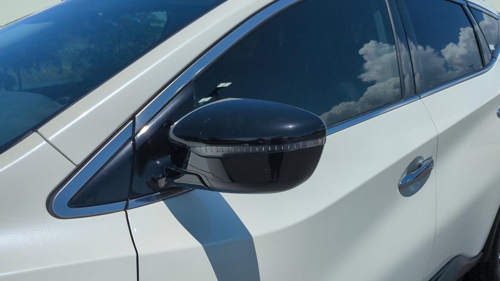 Used 2023 Nissan Murano SV w/ SV Midnight Edition Package FWD image 11