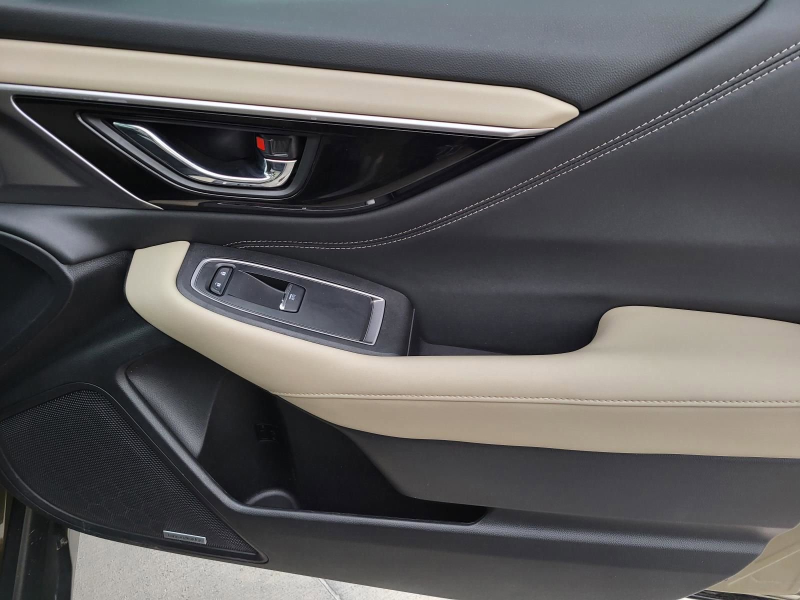 Certified 2025 Subaru Outback Limited image 6