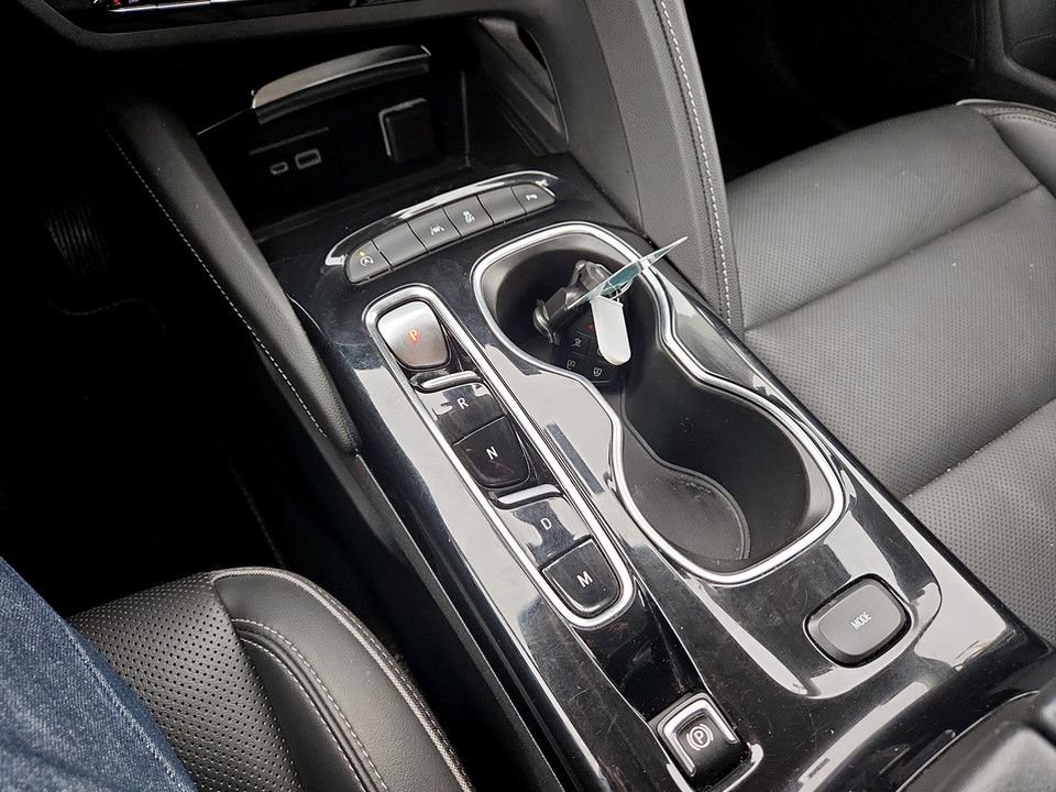 Used 2023 Buick Envision Essence image 26