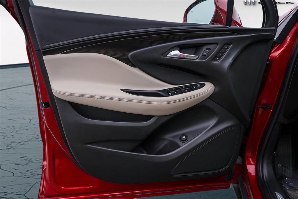 Used 2020 Buick Envision Essence w/ Experience Buick Package image 25
