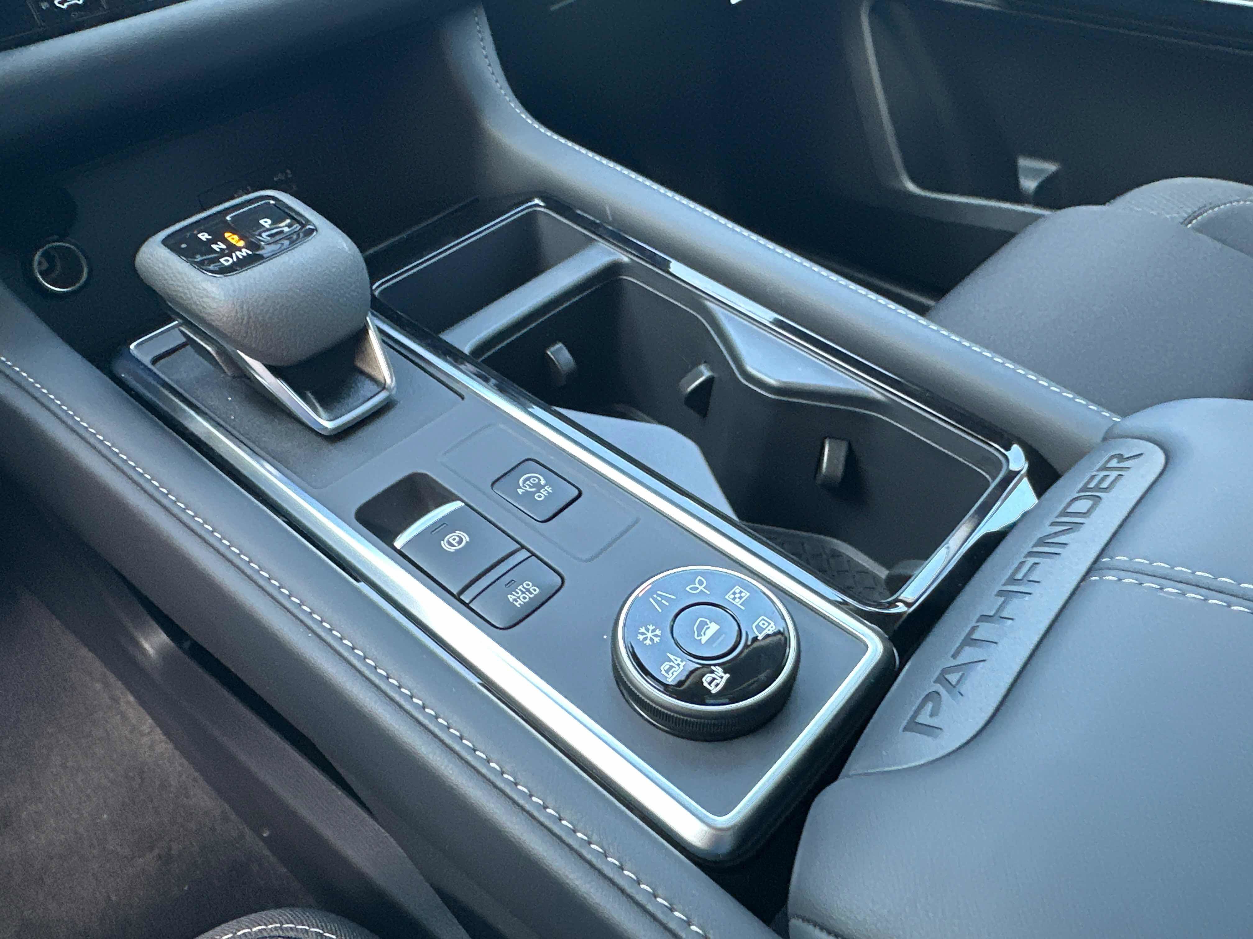 New 2026 Nissan Pathfinder SV AWD/4WD image 28