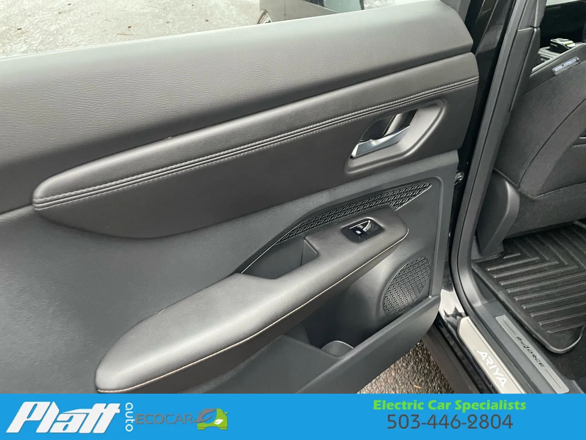 Used 2023 Nissan Ariya AWD image 32