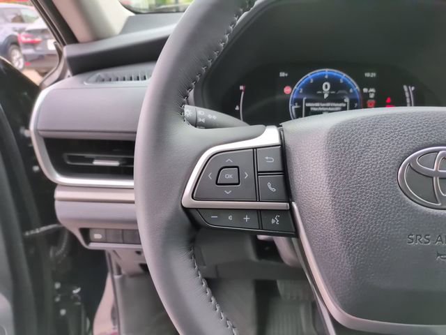 Used 2026 Toyota Grand Highlander AWD image 21