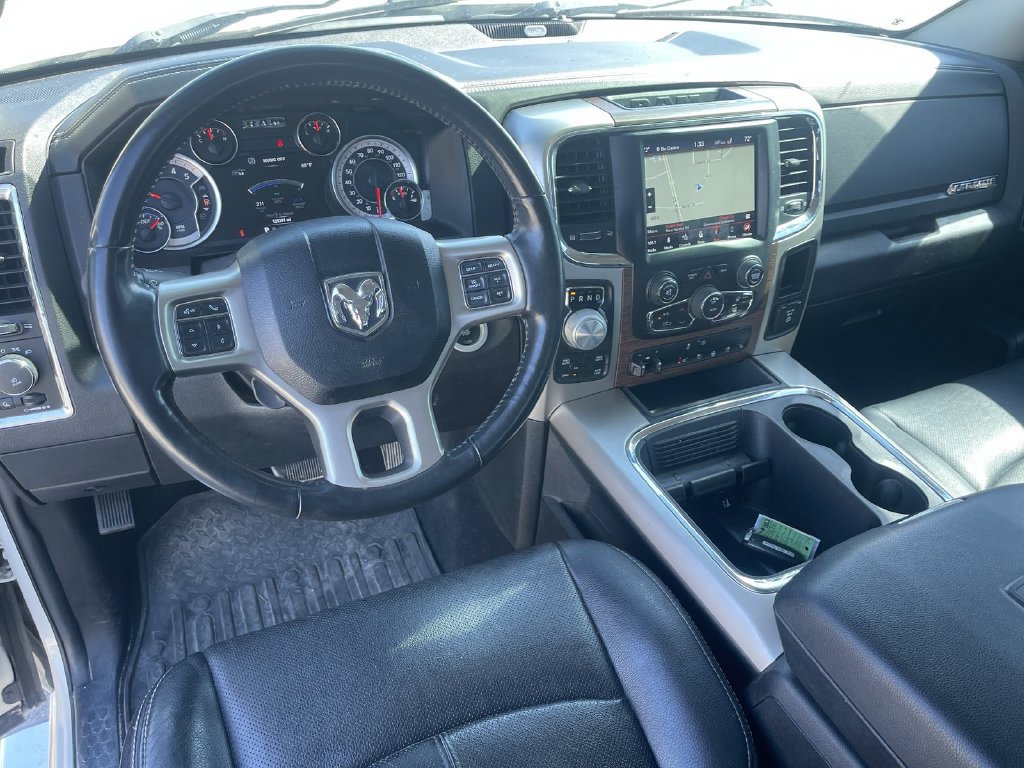 Used 2018 RAM 1500 Laramie w/ Convenience Group AWD/4WD image 16