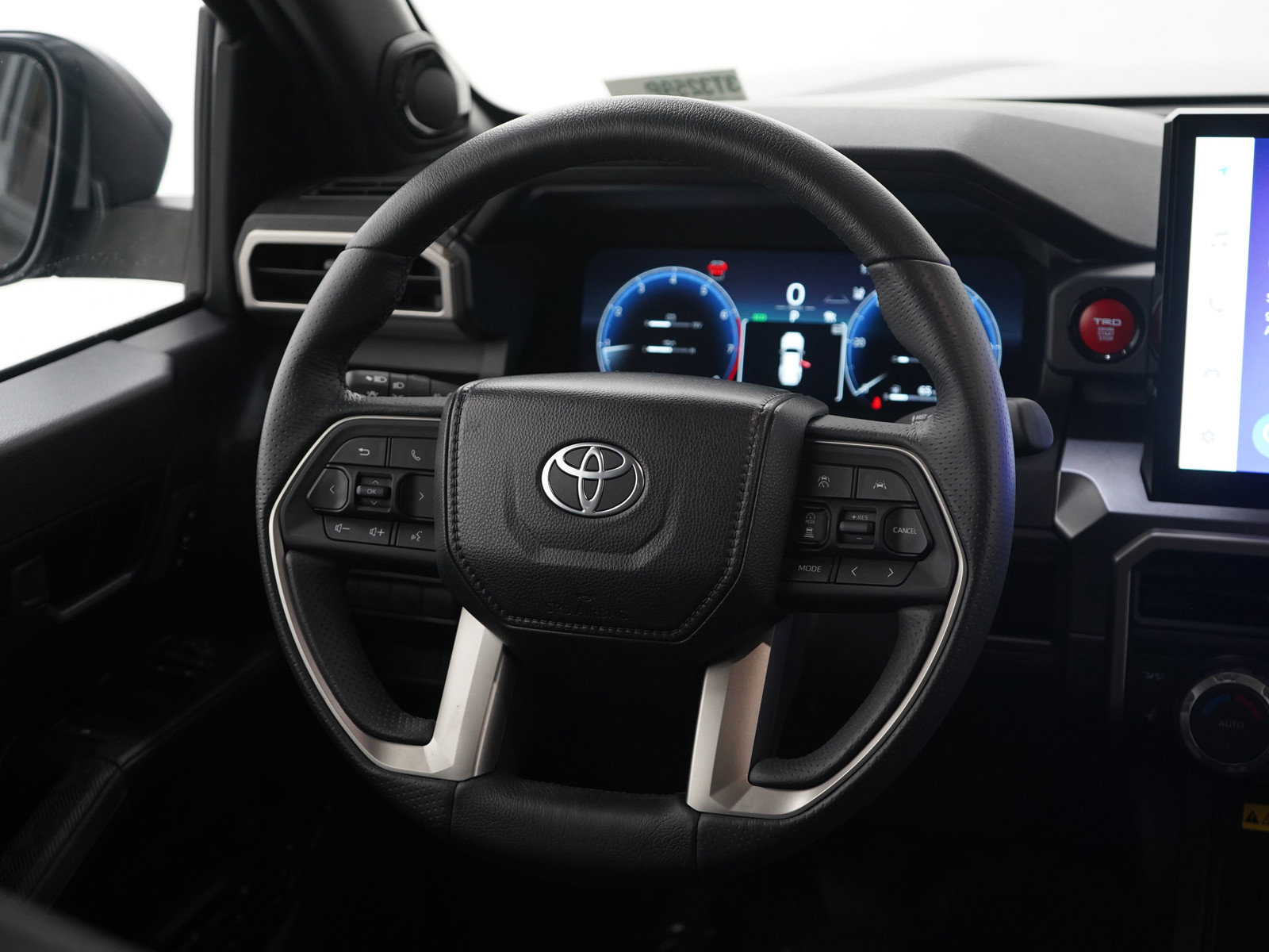 Used 2025 Toyota 4Runner TRD Off-Road Premium image 14
