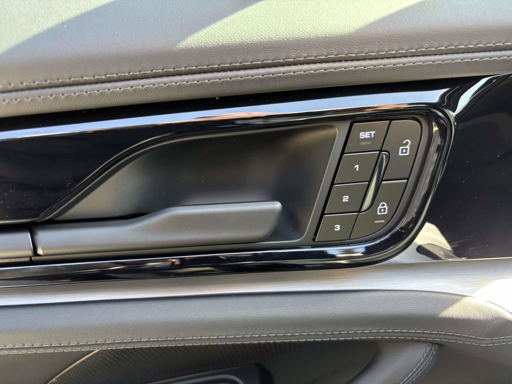 New 2026 Porsche Panamera image 24