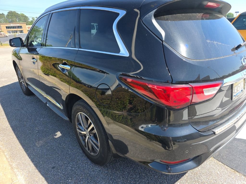 Used 2017 INFINITI QX60 AWD w/ Premium Plus Package image 10