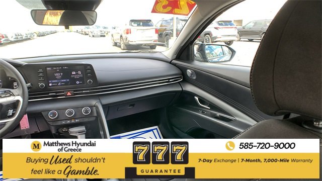 Used 2023 Hyundai Elantra SE image 21