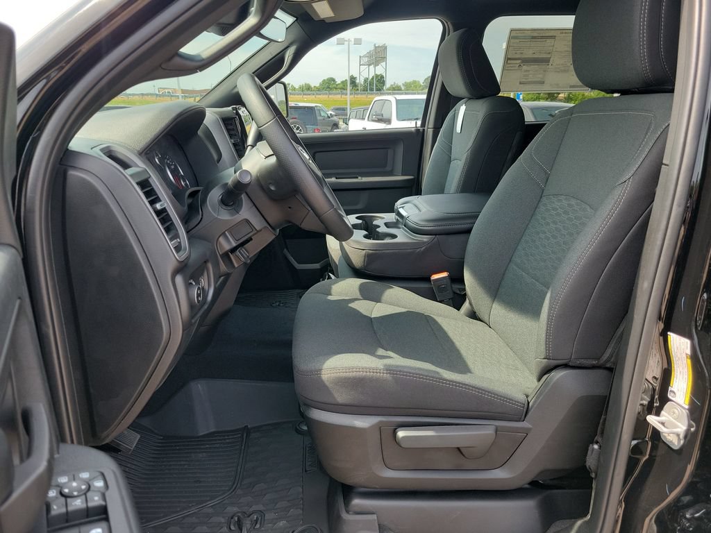 New 2026 RAM 2500 Warlock AWD/4WD image 11