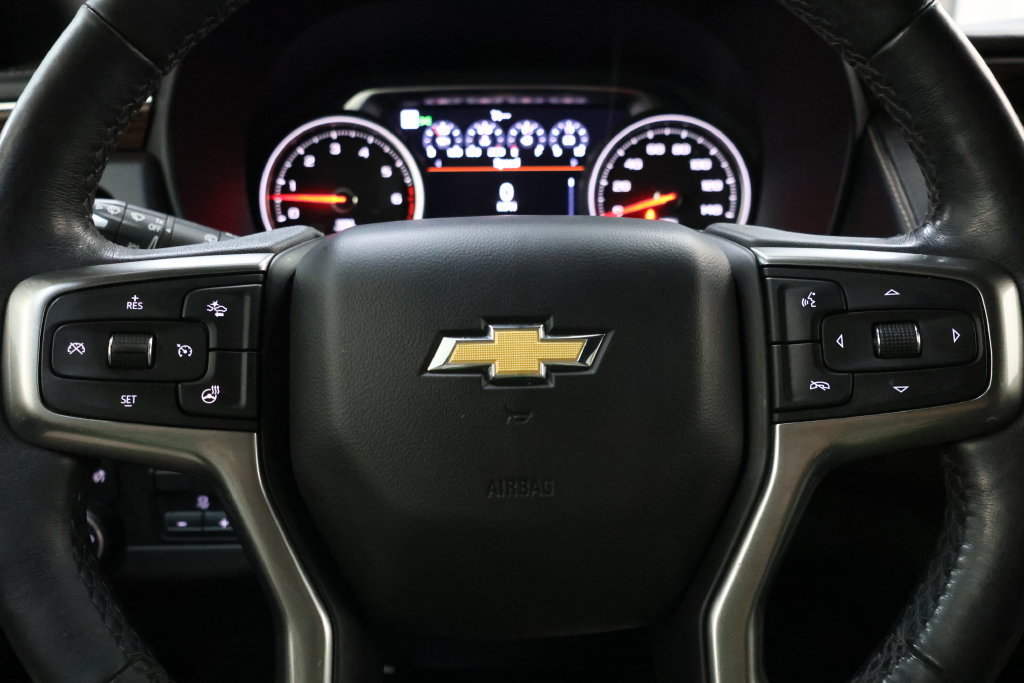 Used 2021 Chevrolet Suburban Premier w/ Premium Package RWD image 91