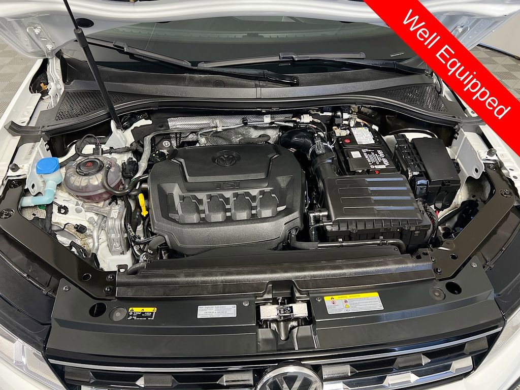 Used 2021 Volkswagen Tiguan SE R-Line FWD image 31