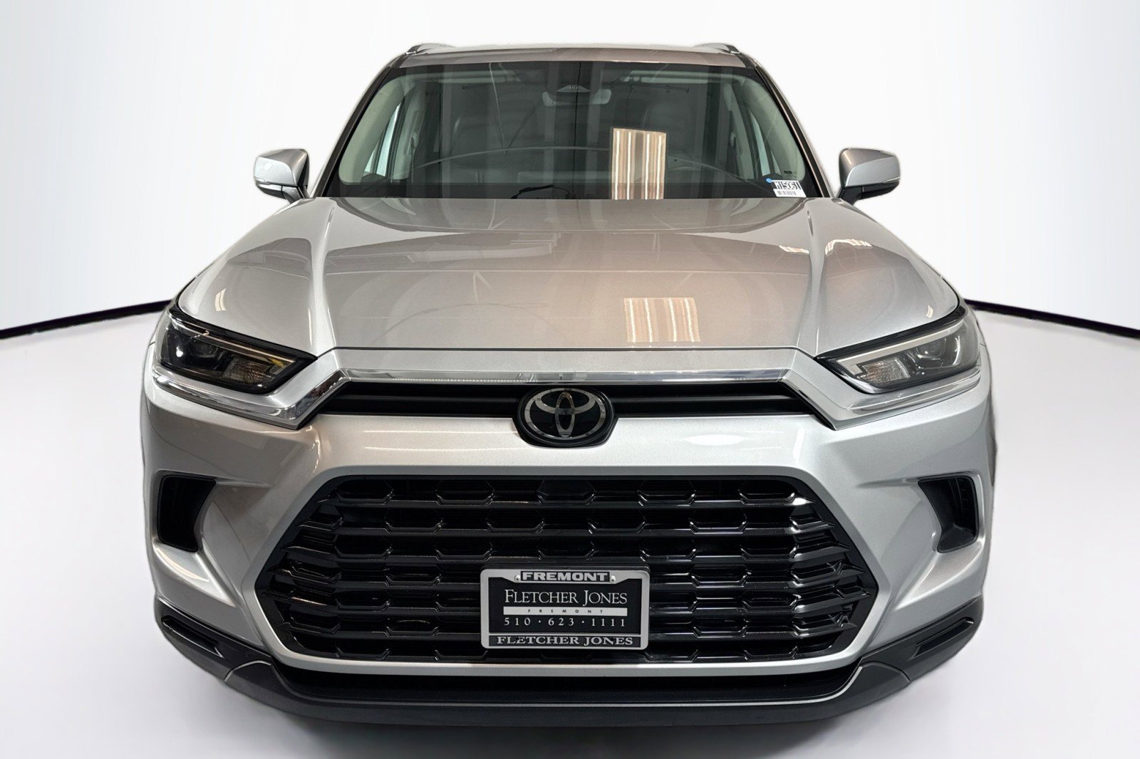 Used 2024 Toyota Grand Highlander AWD Hybrid image 2