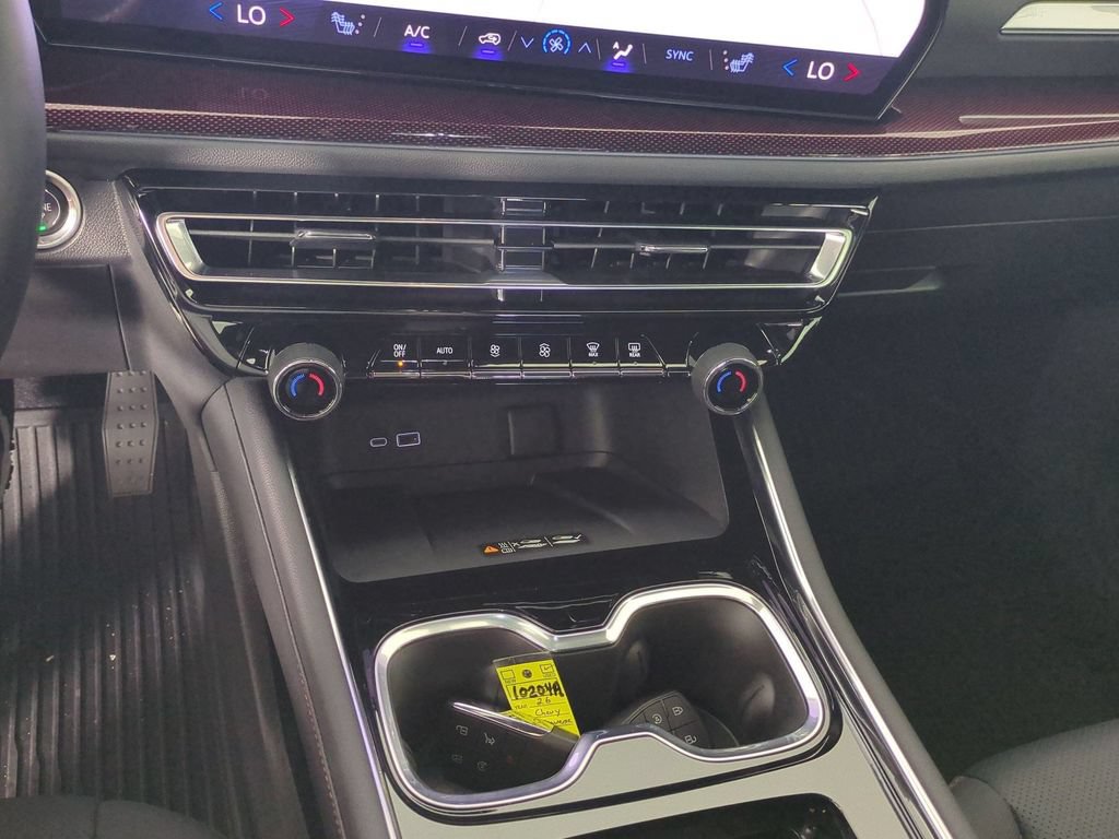 Certified 2026 Chevrolet Traverse Z71 AWD/4WD image 25