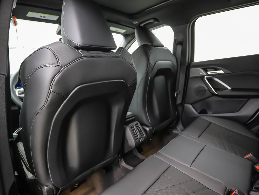 Used 2026 BMW X1 xDrive28i w/ Technology Package image 21