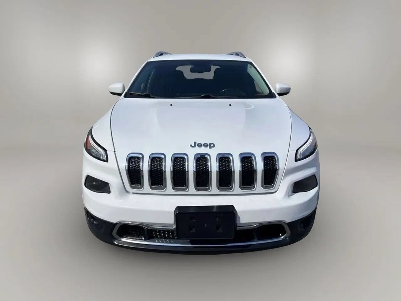 Used 2016 Jeep Cherokee Limited AWD/4WD image 3