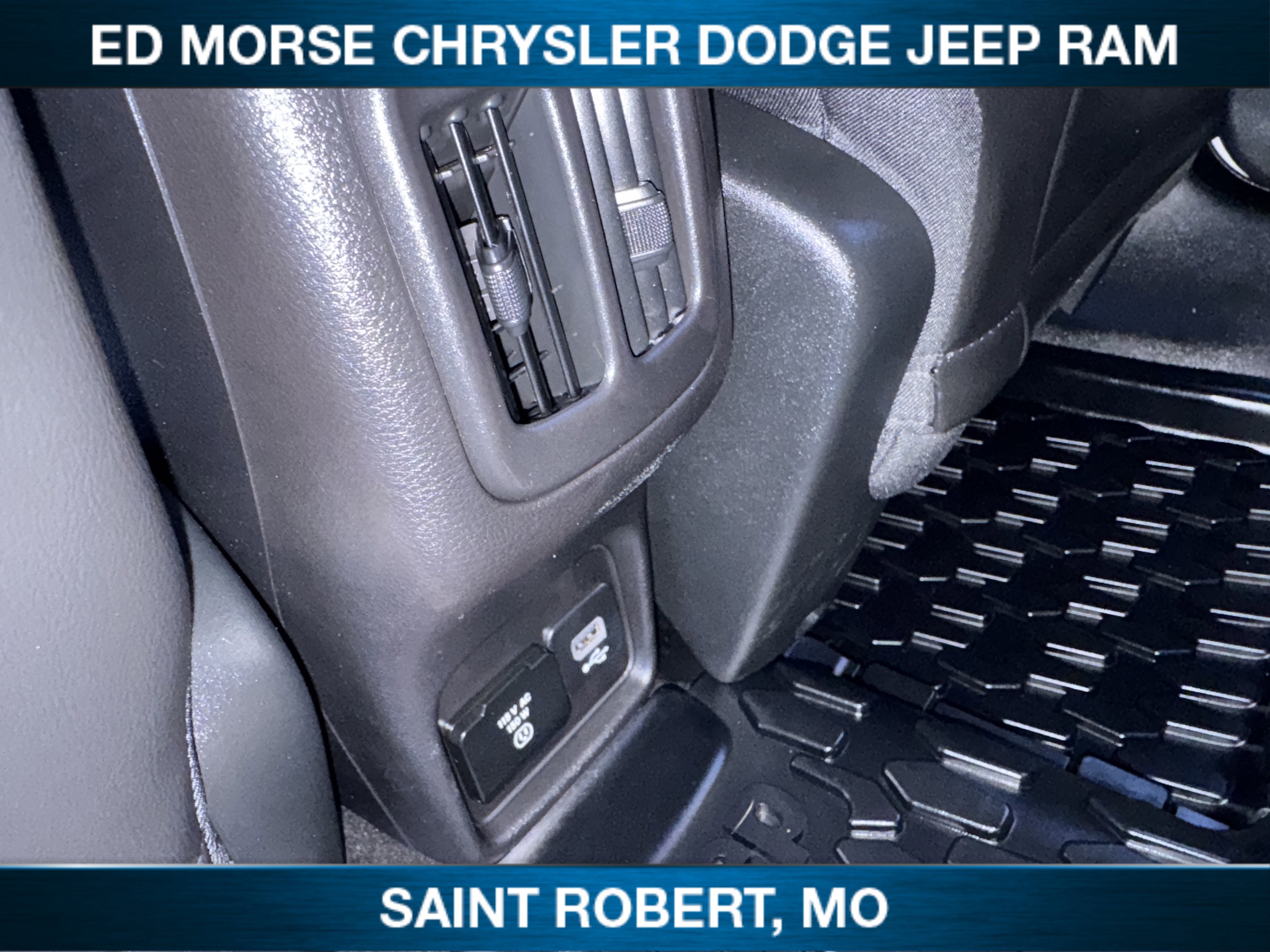 Used 2019 Jeep Compass Altitude image 18