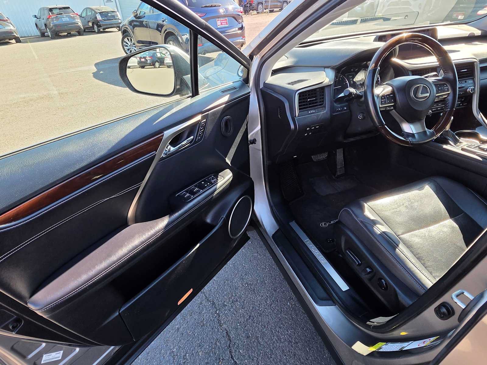 Used 2018 Lexus RX 350 FWD w/ Premium Package image 23