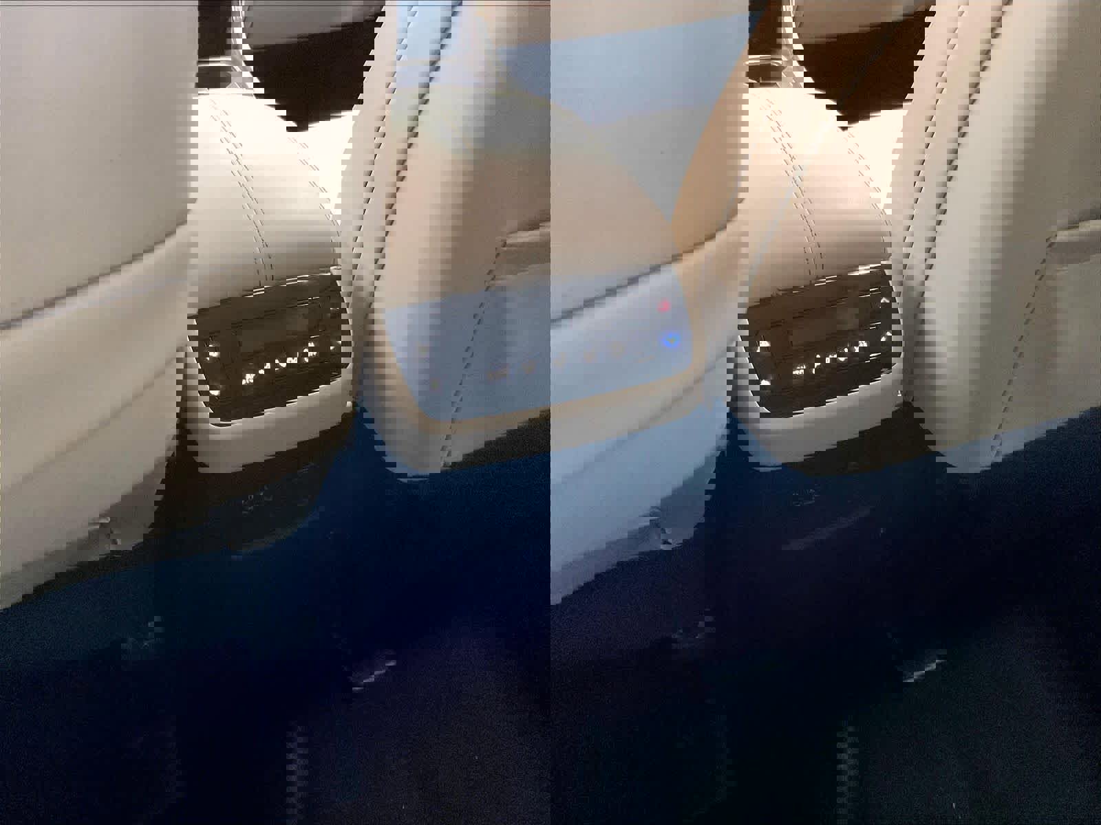 Used 2023 INFINITI QX60 Luxe w/ Performance Audio Package AWD/4WD image 28