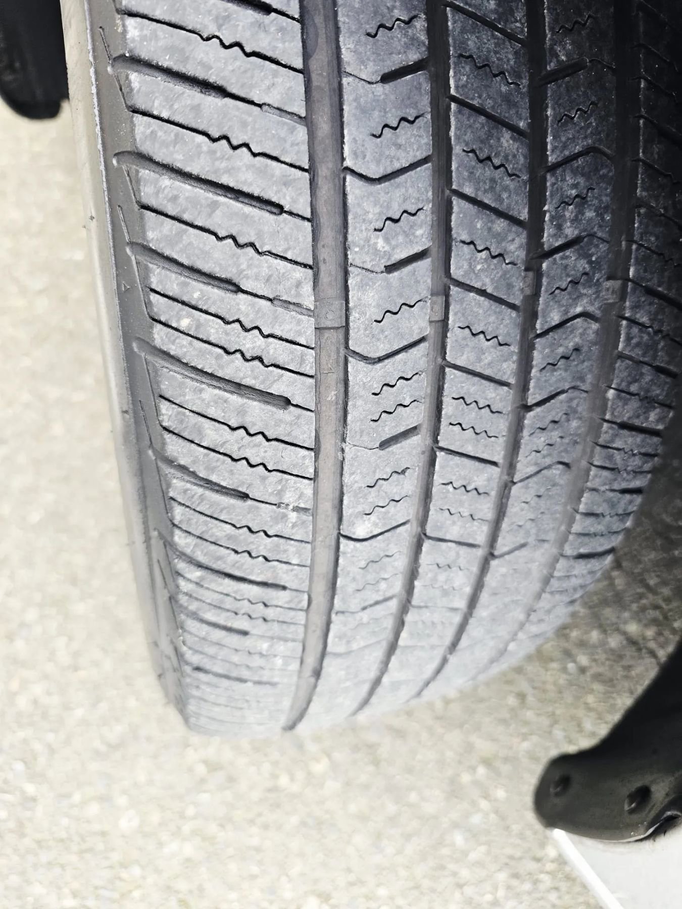 Used 2008 Volkswagen Rabbit S image 14