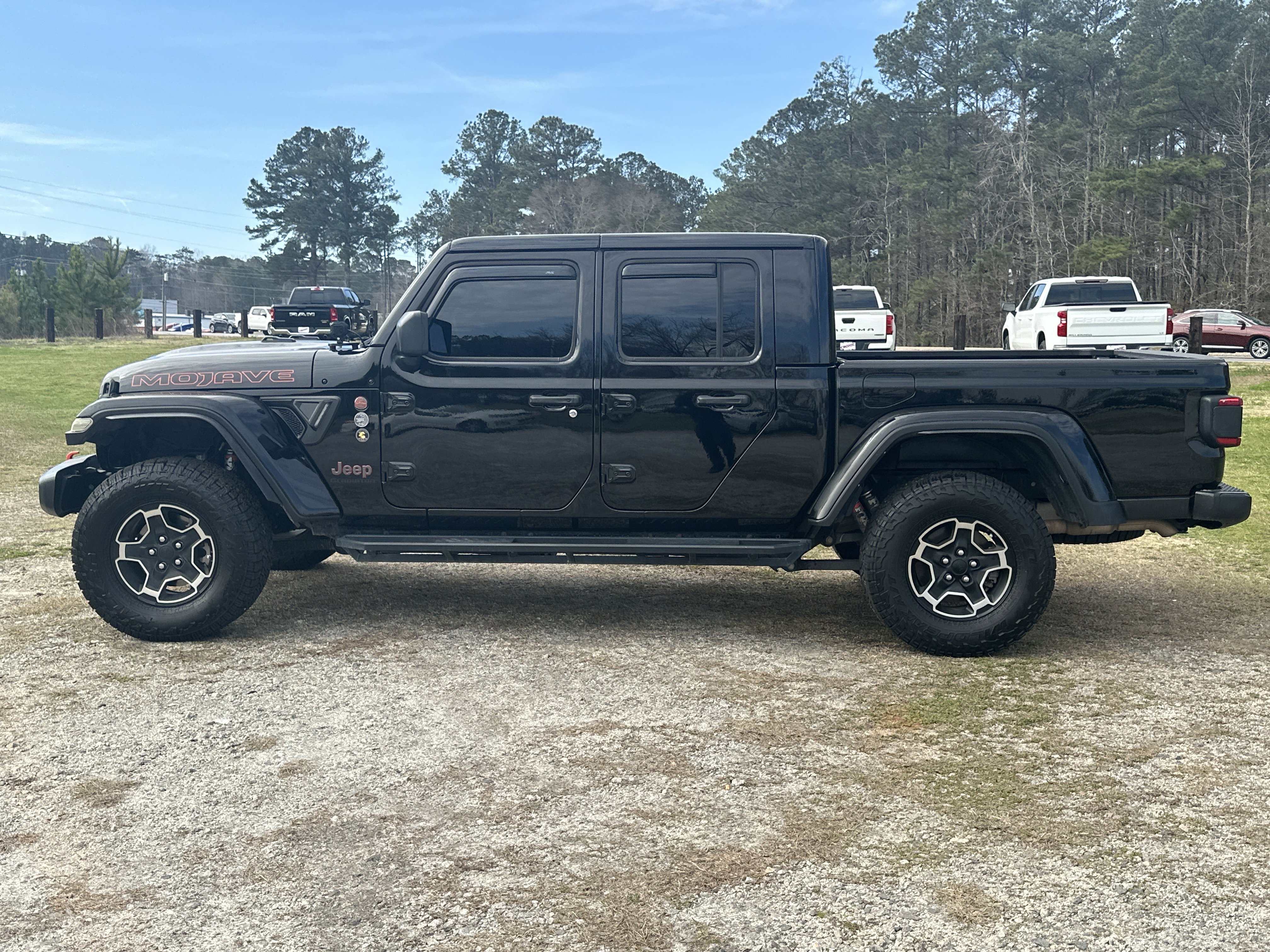 Used 2022 Jeep Gladiator Mojave w/ LED Lighting Group image 8