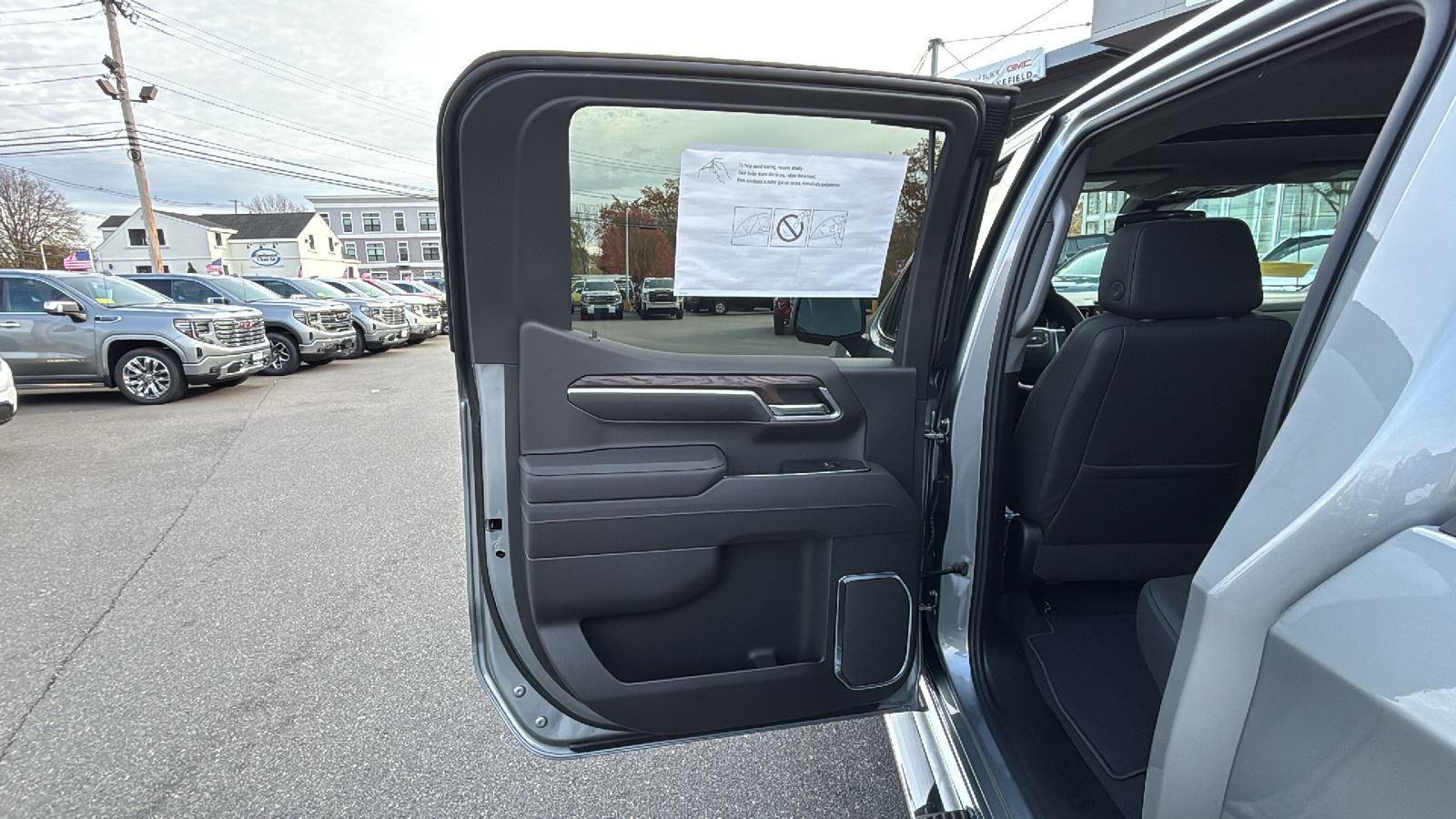 New 2026 GMC Sierra 1500 SLT w/ SLT Premium Plus Package image 31