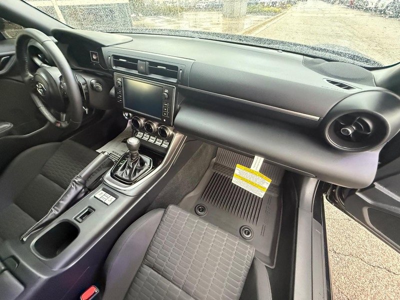 Used 2023 Toyota GR86 w/ ALL Weather Mat Package (TMS) image 12
