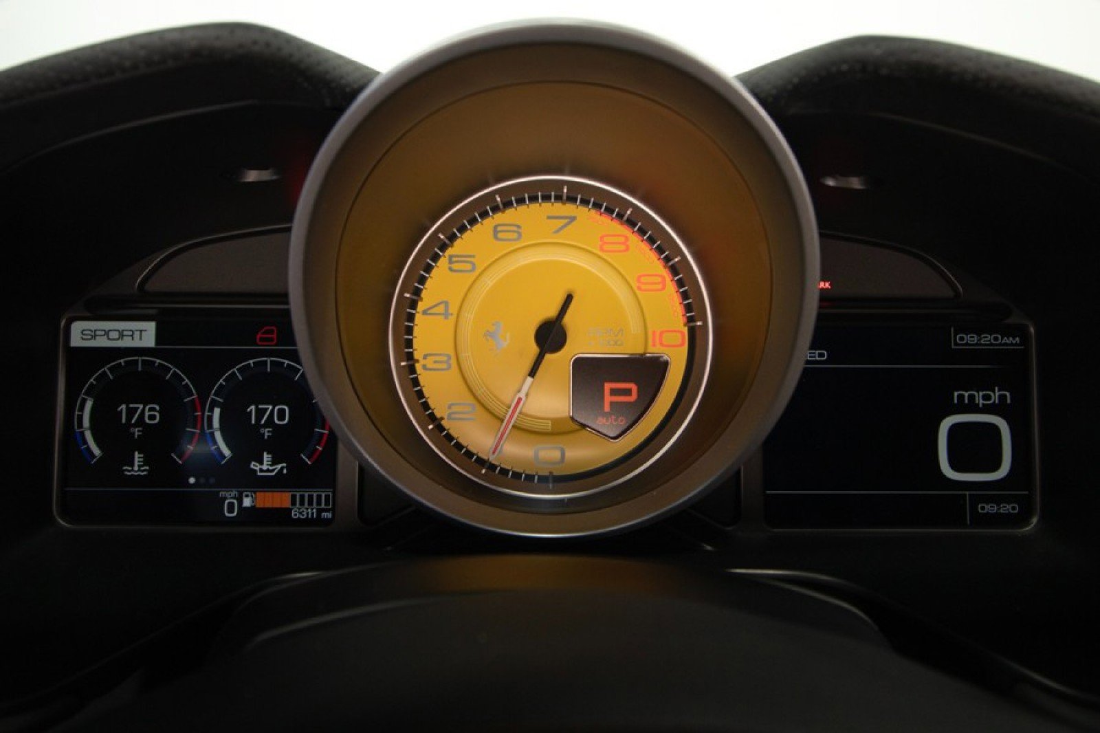 Used 2020 Ferrari Portofino image 29