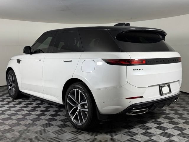 Used 2025 Land Rover Range Rover Sport Dynamic SE AWD/4WD image 4