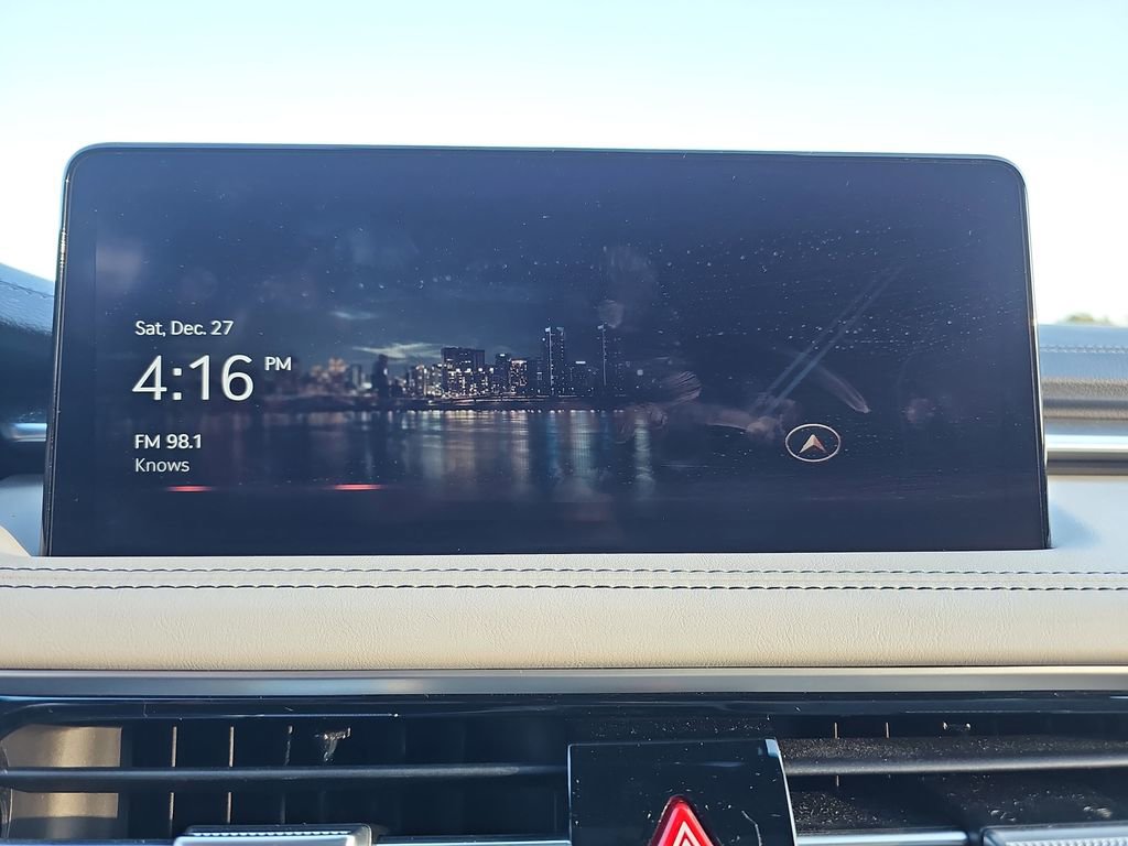 Used 2025 Genesis G70 2.5T image 26