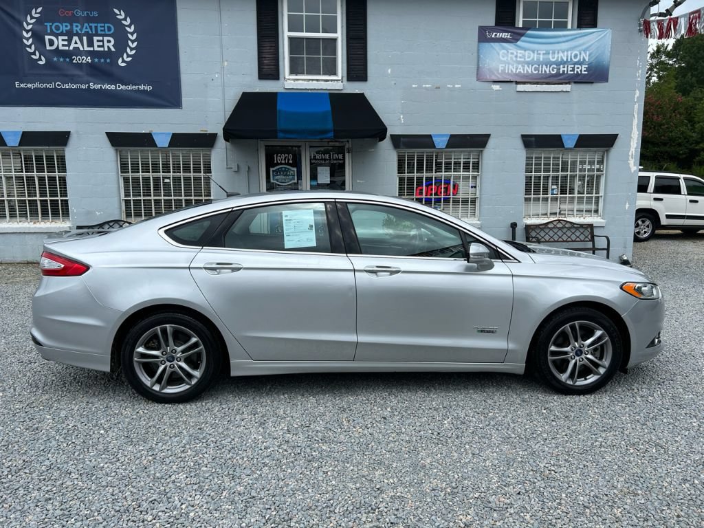 Used 2015 Ford Fusion Energi Titanium w/ Driver Assist Package FWD image 18