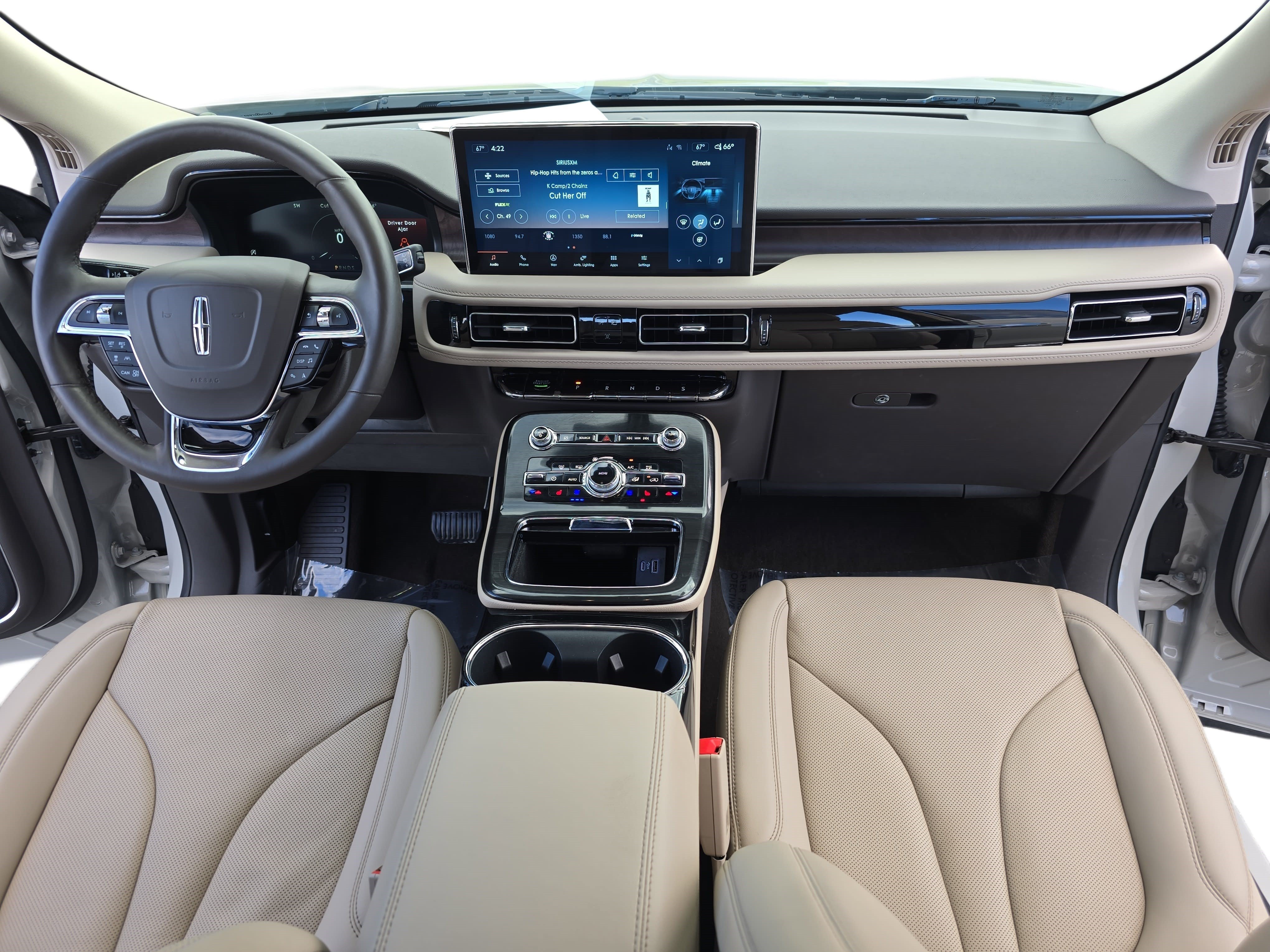 Used 2023 Lincoln Nautilus Reserve w/ Equipment Group 201A AWD/4WD image 9