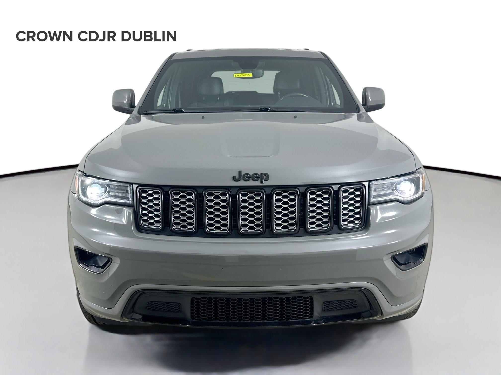 Used 2022 Jeep Grand Cherokee Laredo X AWD/4WD image 2