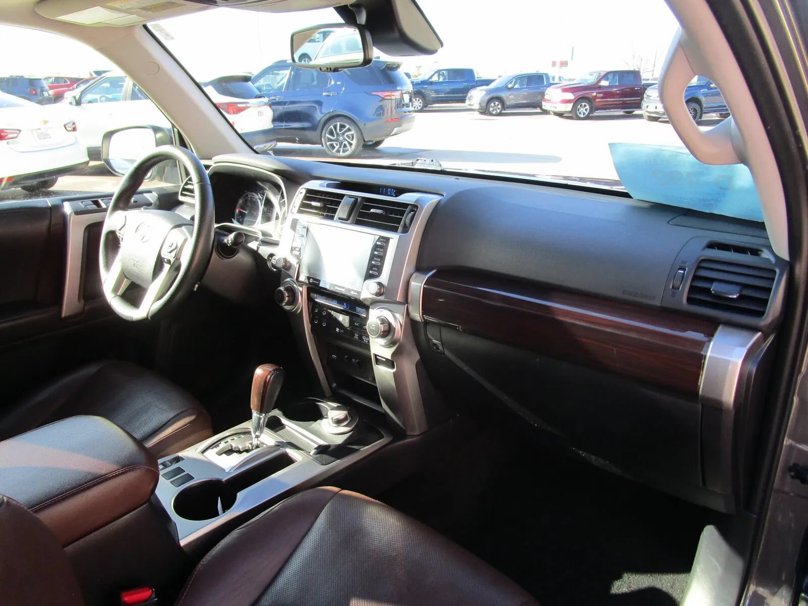 Used 2022 Toyota 4Runner Limited AWD/4WD image 22