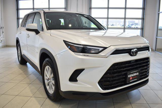 Certified 2024 Toyota Grand Highlander AWD image 1