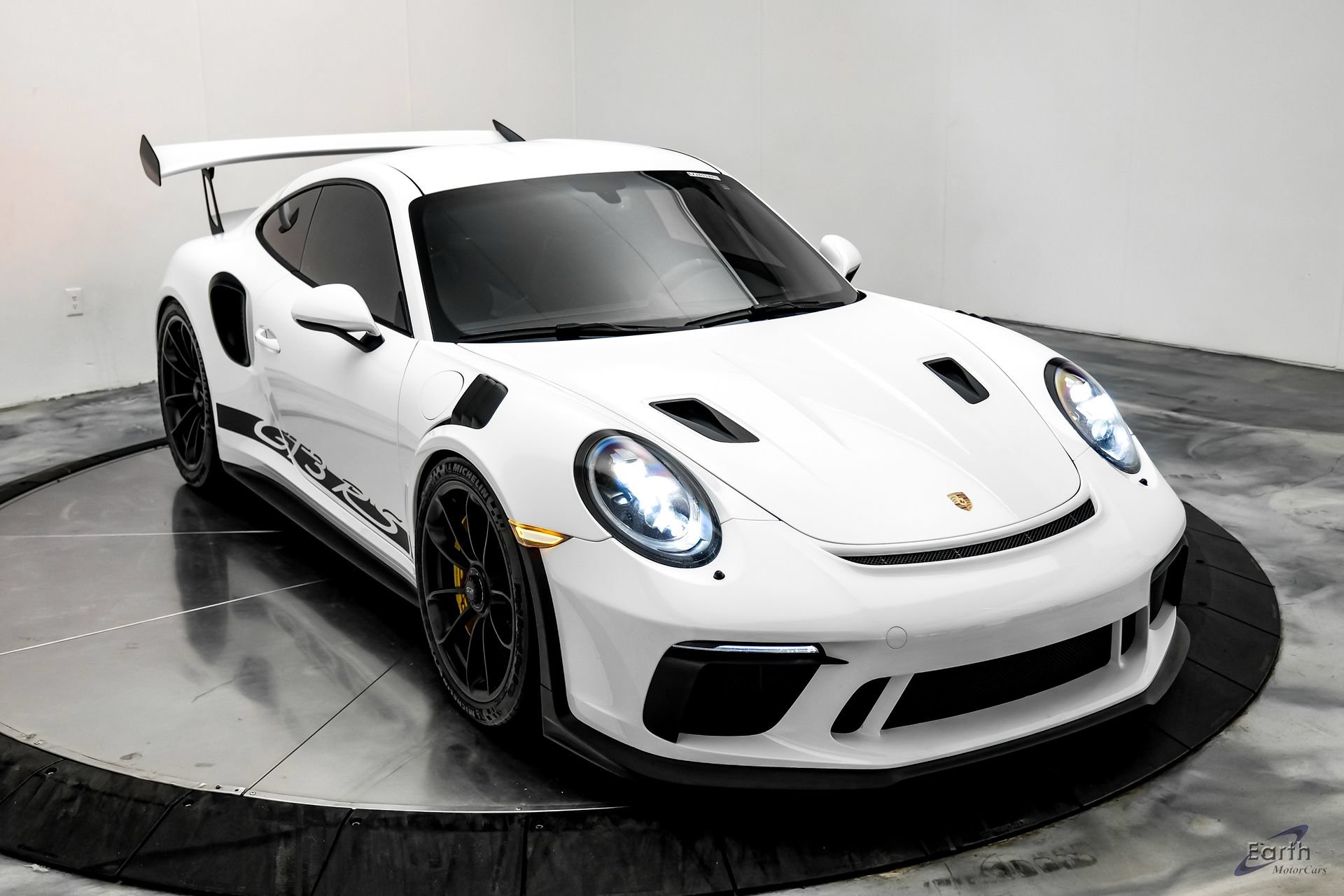 Used 2019 Porsche 911 GT3 RS RWD image 30