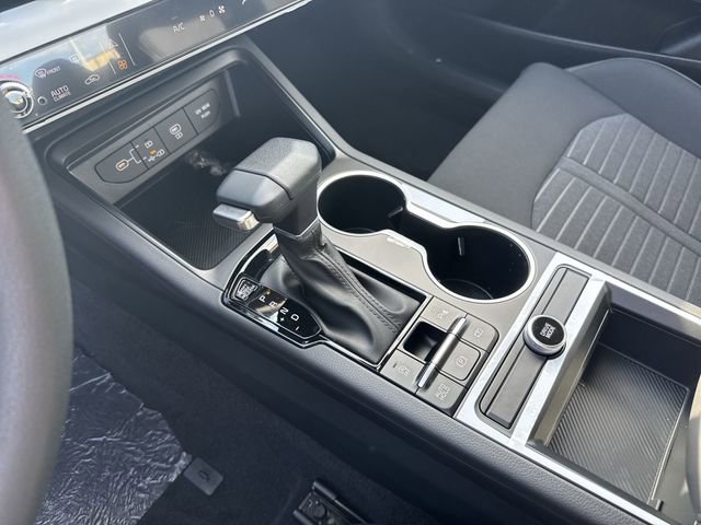 New 2026 Kia K5 LXS FWD image 17